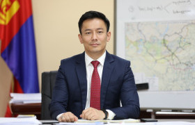 О.Батнайрамдал: Оюу толгойг Монголын хөрөнгийн бирж дээр нээлттэй компани болгох шаардлагатай