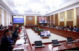 Жендэрийн мэдрэмжтэй ажлын байрны бодлогын хэрэгжилтийн талаар хэлэлцлээ