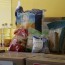 Зорилтот бүлгийн 50 өрхөд хүнсний тусламжийн багц хүргүүллээ