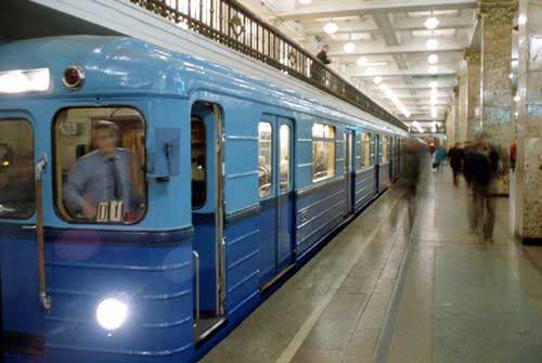 Метро баригдвал замын түгжрэл 40 хувиар буурна