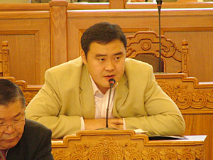 Л.Гантөмөр: Улаанбаатар, Алтанбулаг, Замын-Үүдэд казино байгуулах хэрэгтэй