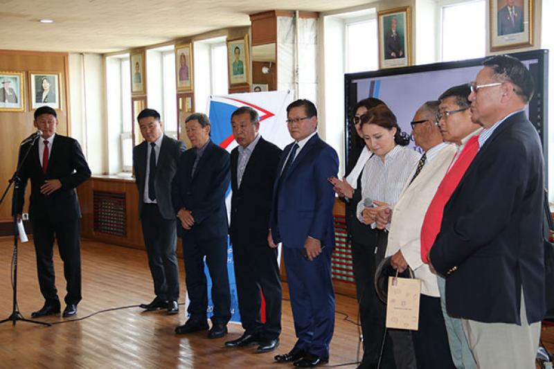 МҮОНРТ үе үеийн удирдлагуудаа хүлээн авлаа