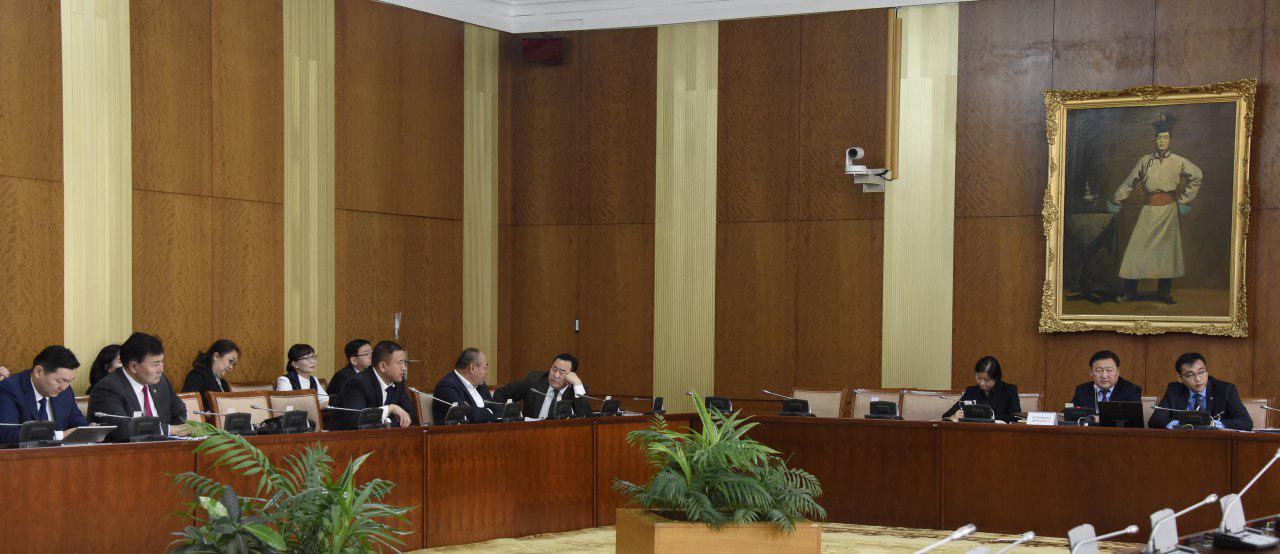 Төсвийн байнгын хорооны хуралдав