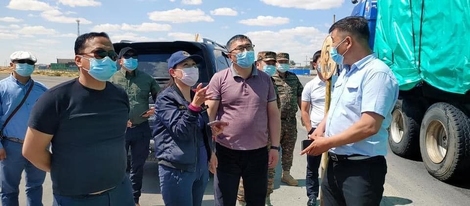 Замын-Үүд суманд ажиллаж буй ажлын хэсгийнхэн ачаа тээвэрлэлтийн нөхцөл байдлыг шалгаж, үүрэг чиглэл өгчээ