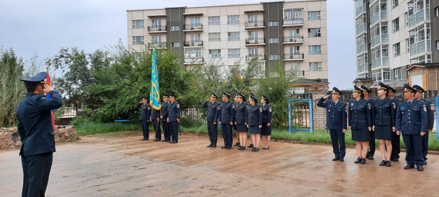 Алслагдсан орон нутагт ажиллаж буй Шүүхийн шийдвэр гүйцэтгэх байгууллагын алба хаагчид мөнгөн урамшуулал авна