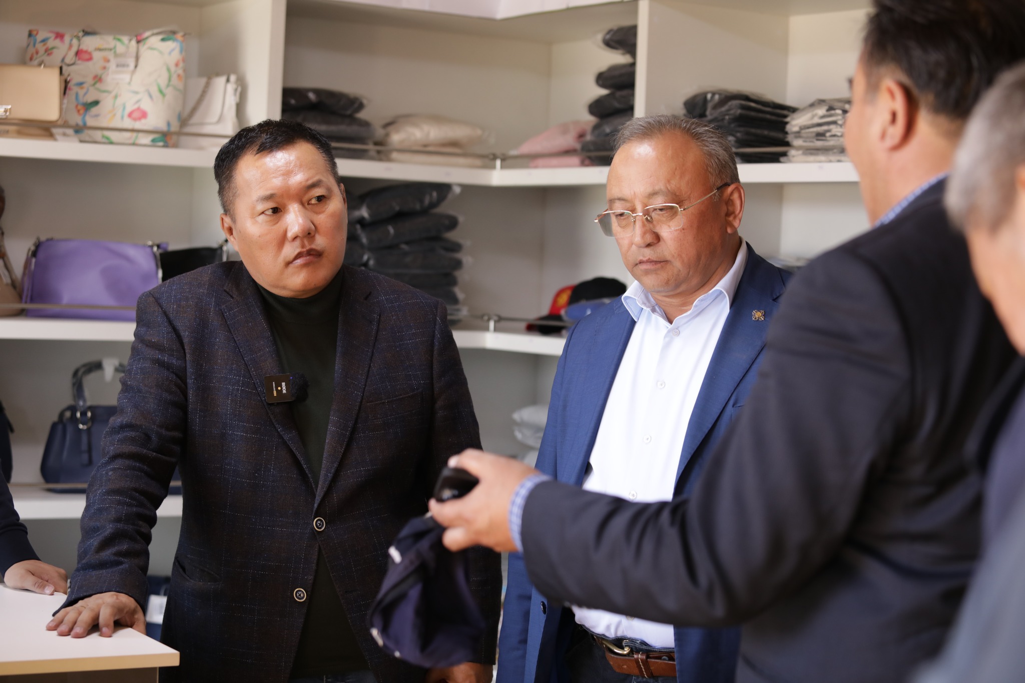 Баян-Өлгий аймгийн Цагааннуурын чөлөөт бүс, Цагааннуур тосгонд ажиллав