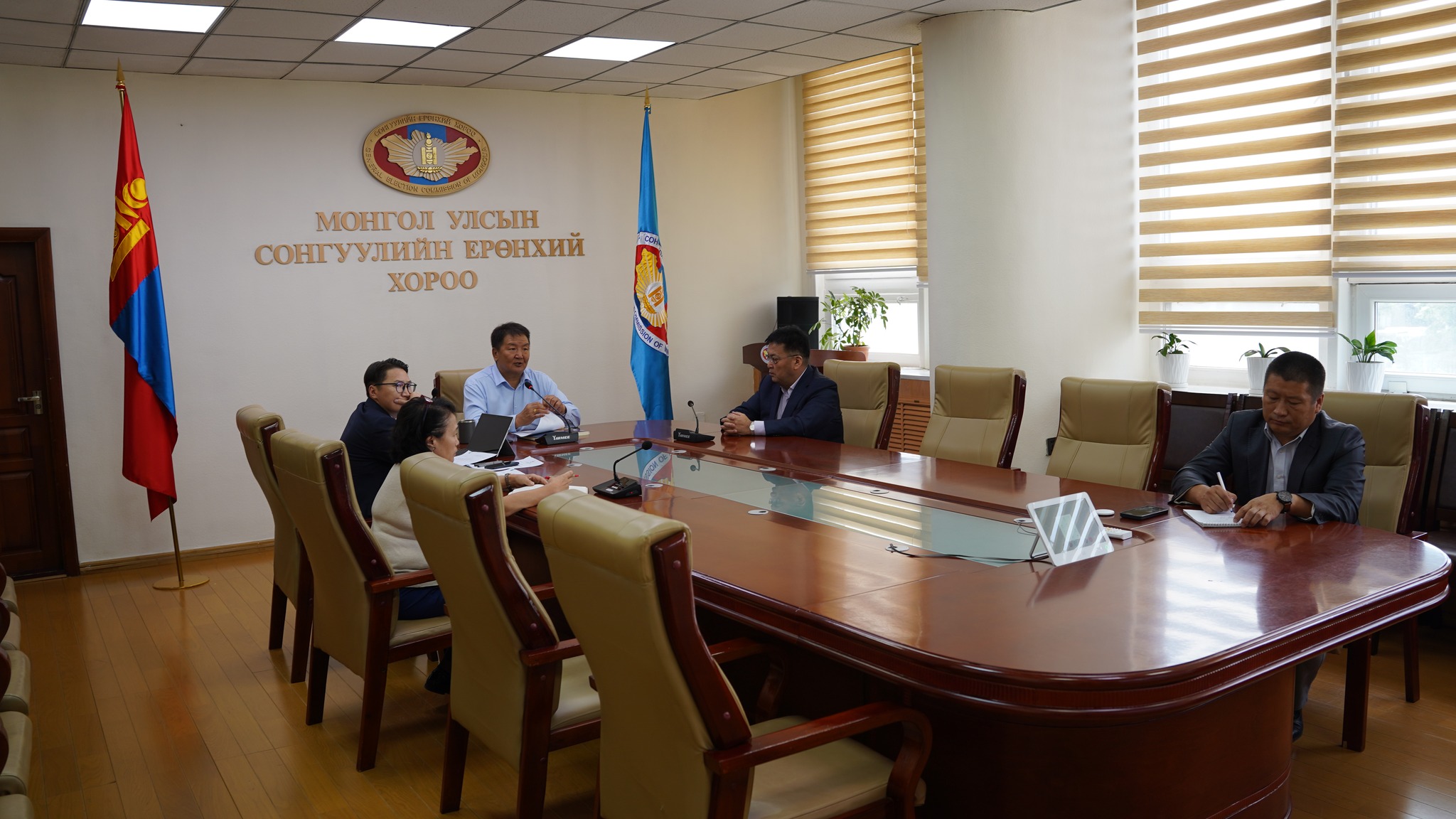 АЙМАГ, НИЙСЛЭЛИЙН СОНГУУЛИЙН ХОРООДТОЙ ЦАХИМААР ХУРАЛДАВ